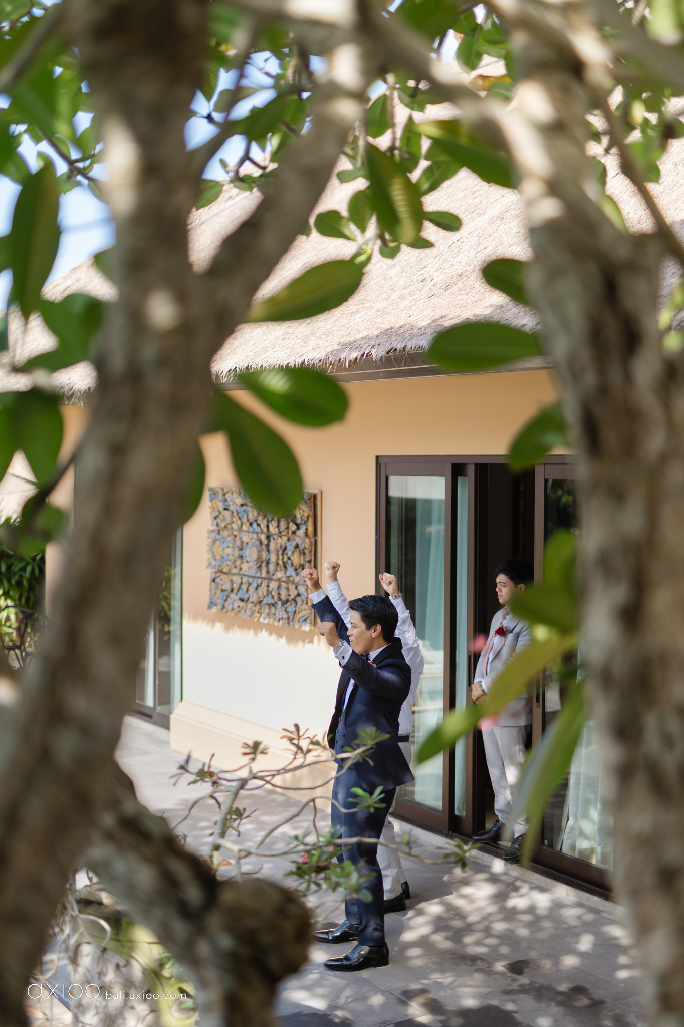 Axioo: Captured As They Are